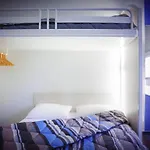 Hotelf1 Lyon Gerland Otel