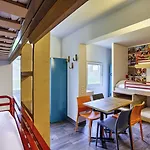 Hotelf1 Lyon Gerland Otel Vénissieux