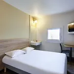 Hotelf1 Lyon Gerland Otel *