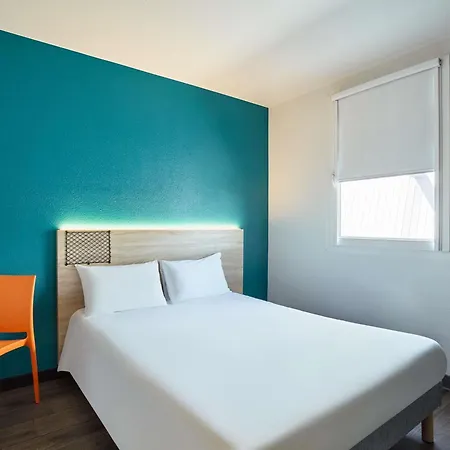 Hotel Hotelf1 Lyon Gerland Rénové *